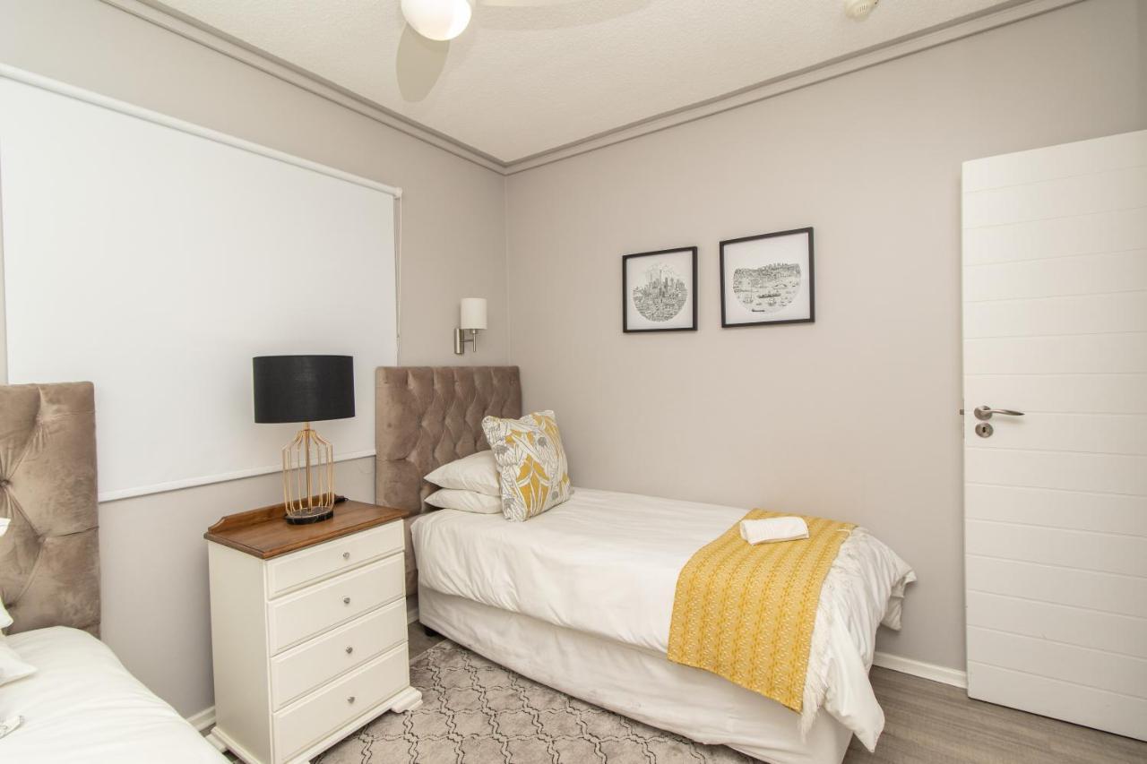 Brookes Hill Suites Luxury Apartment 124 พอร์ตเอลิซาเบธ ภายนอก รูปภาพ