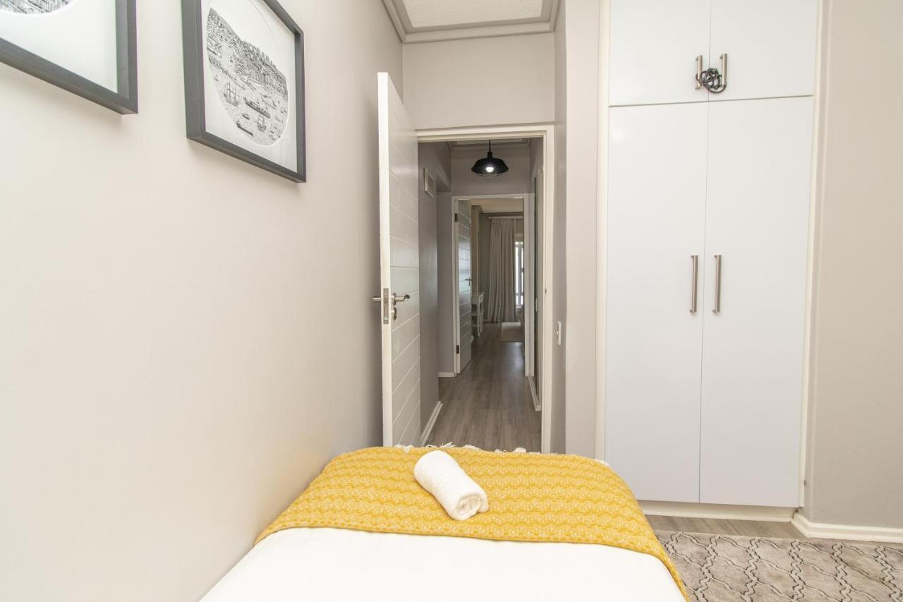 Brookes Hill Suites Luxury Apartment 124 พอร์ตเอลิซาเบธ ภายนอก รูปภาพ