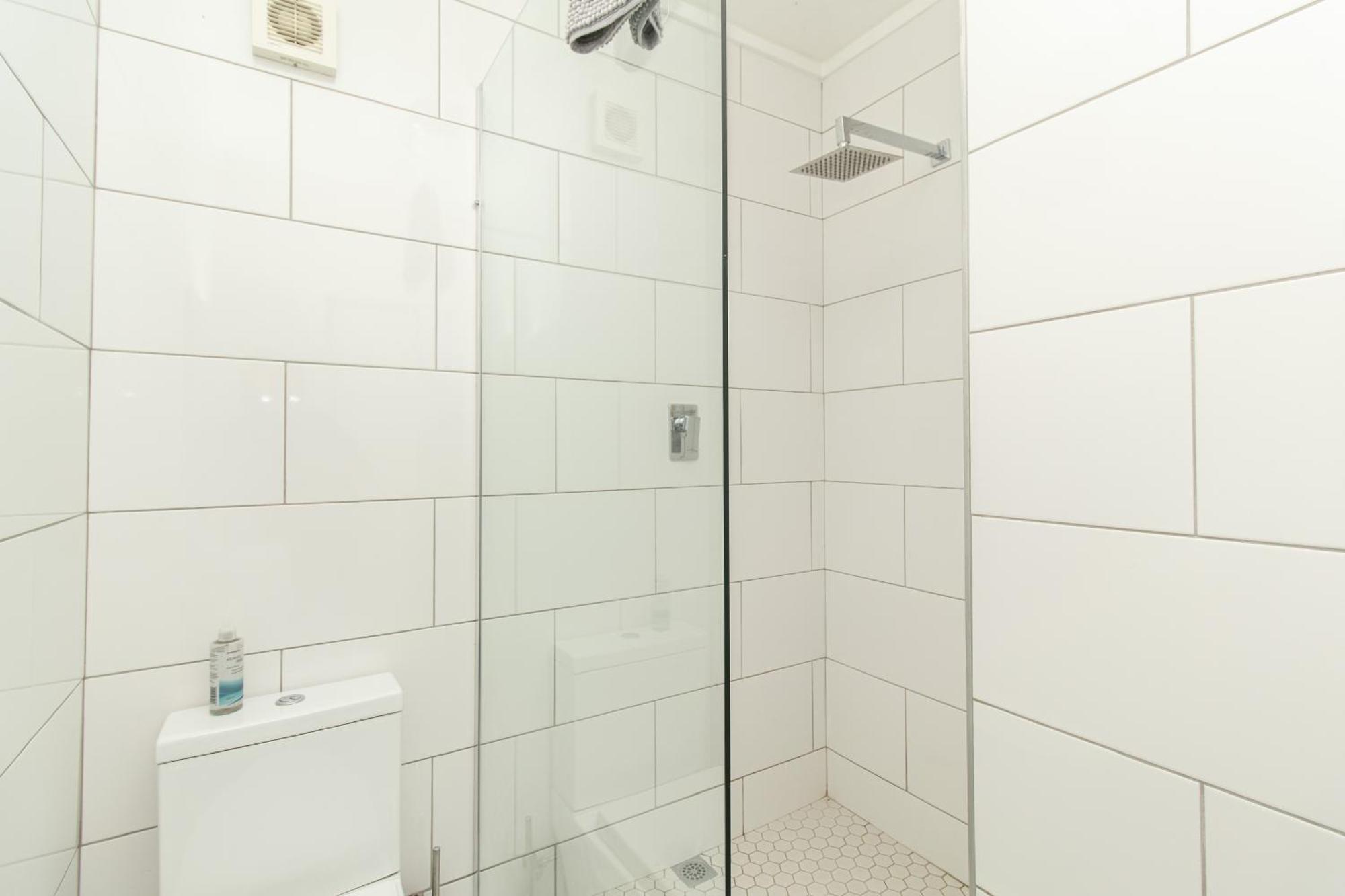 Brookes Hill Suites Luxury Apartment 124 พอร์ตเอลิซาเบธ ภายนอก รูปภาพ