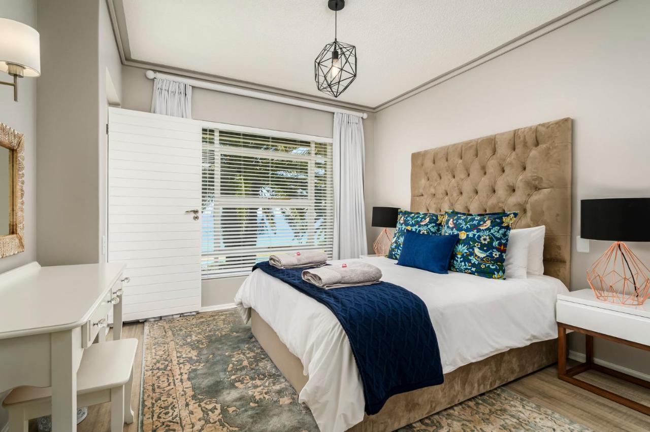 Brookes Hill Suites Luxury Apartment 124 พอร์ตเอลิซาเบธ ภายนอก รูปภาพ